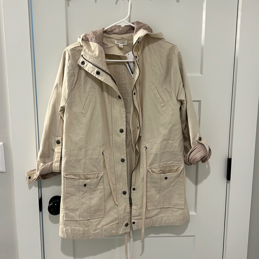 Cream knit jacket - Picture 2 of 4
